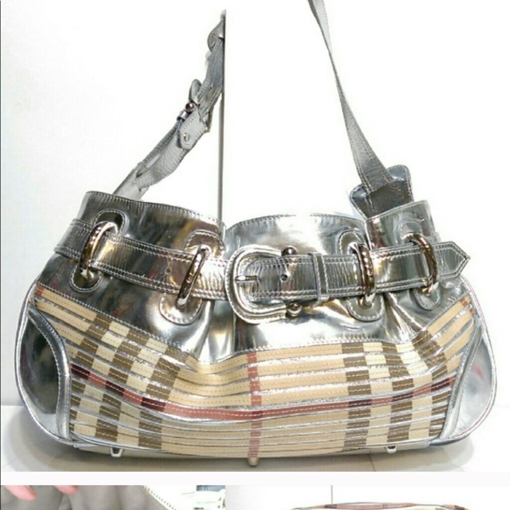 Burberry authentic purse