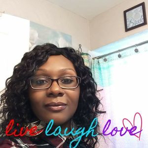 Meet your Posher, Angelica