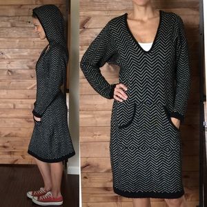 ABI FERRIN Herringbone Sweater Dress Capuz ABI FERRIN Herringbone Sweater Dress Capuz