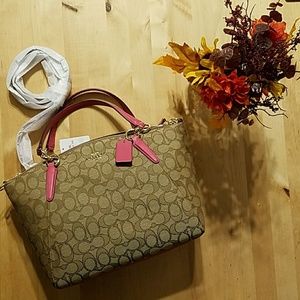 COACH Kelsey Satchel in Signature Jacquard COACH Kelsey Satchel in Signature Jacquard