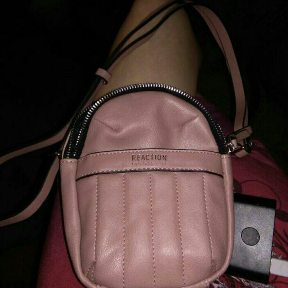 Kenneth Cole small shoulder bag brand new