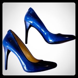 Calvin Klien Navy Patent Leather “Whinnie” Pumps