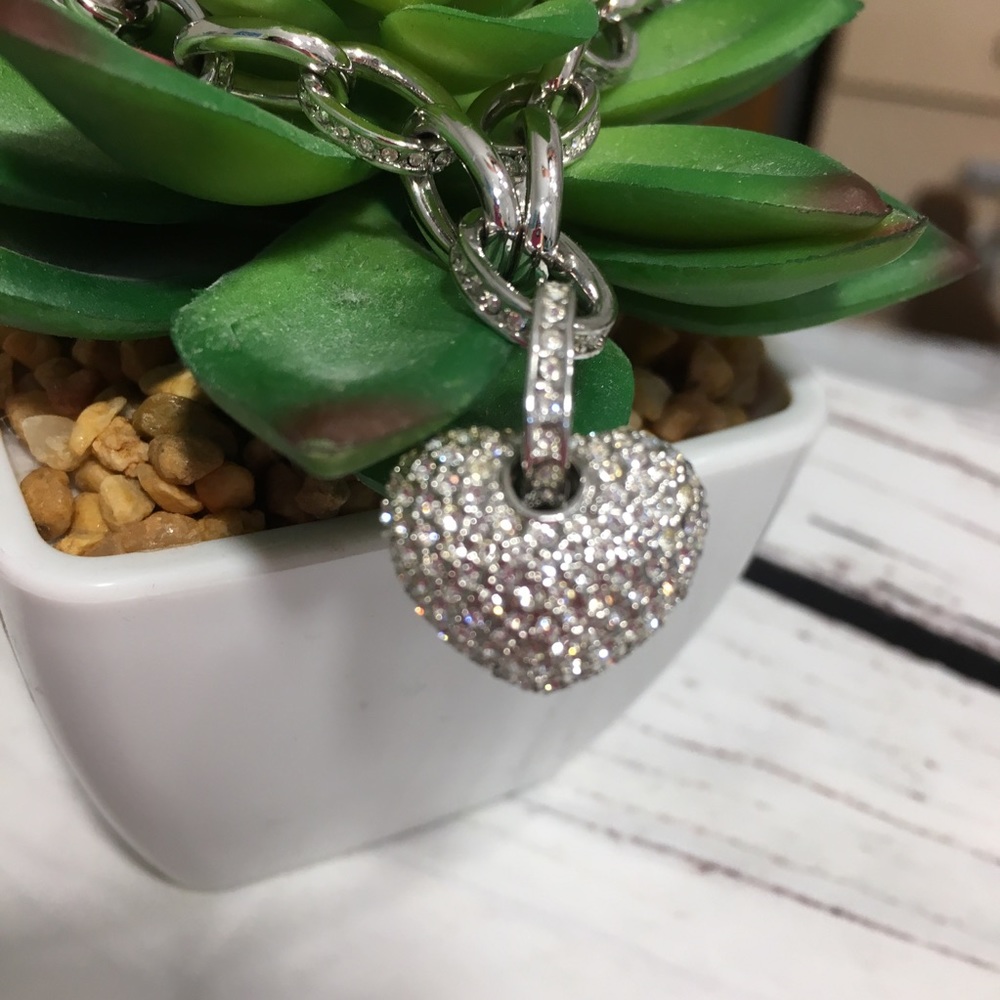 Silver & Pave Crystals Heart &  Chain Bracelet - Picture 2 of 8