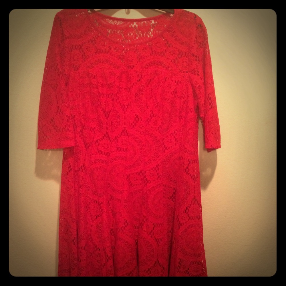 Mid Sleeve Red Lace Dress
