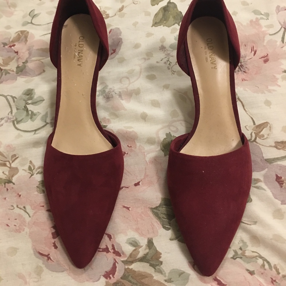 Red old navy pumps/heels