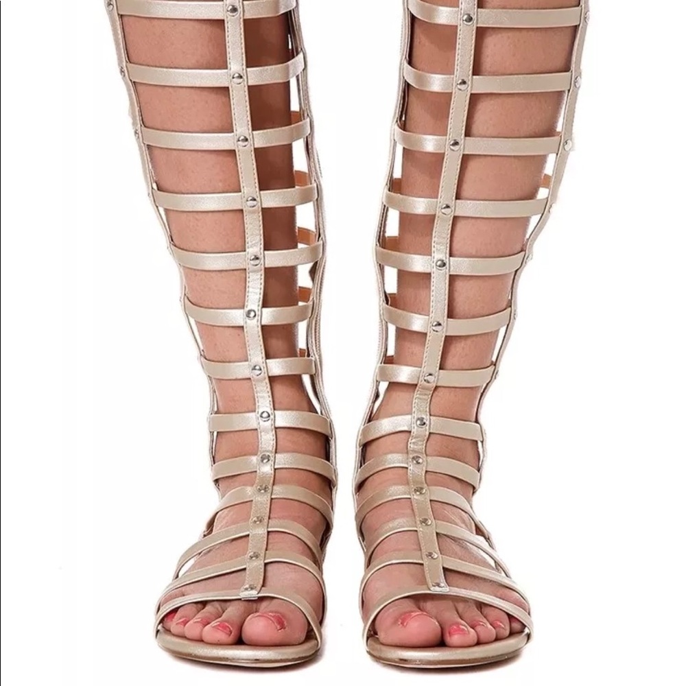 NEW Wanted “Ares” Gold gladiator sandals - US 9