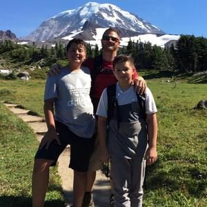 Meet your Posher, Christopher