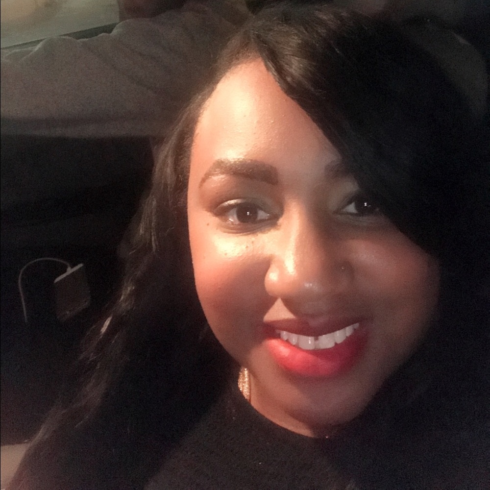 Meet your Posher, Sanddria