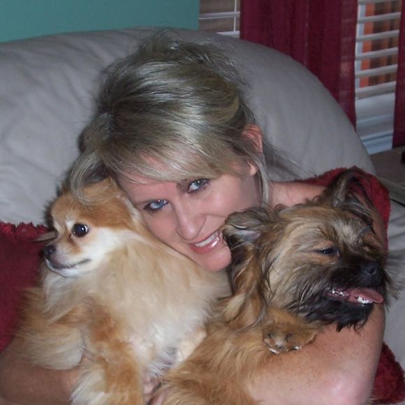 Meet your Posher, Cecelia - Picture 1 of 1