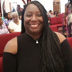 Meet your Posher, Pamela