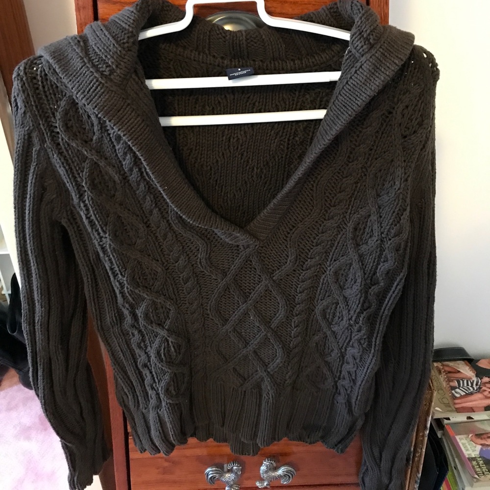 Cable knit shawl Sweater - EUC