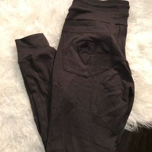 Alphalete Joggers