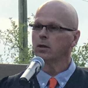 Meet your Posher, Roy