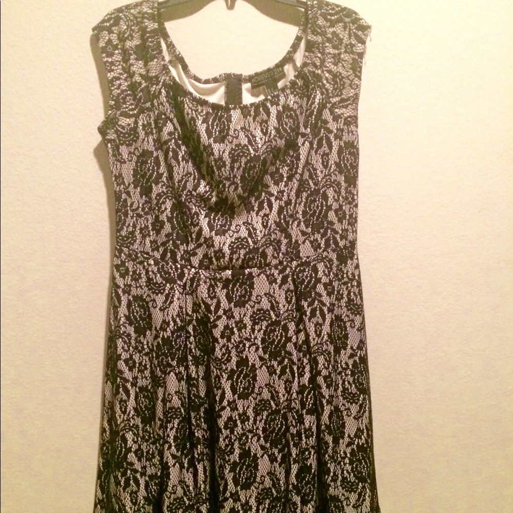 Forever 21 Plus Size Black & White Pattern Dress