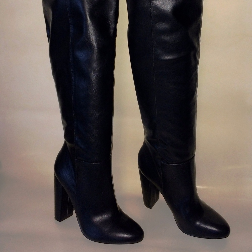 Over the knee Boots