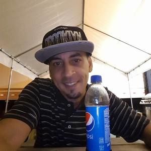 Meet your Posher, Julio manuel