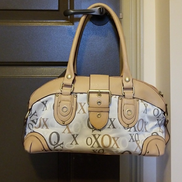 XOXO Handbag - Picture 1 of 5