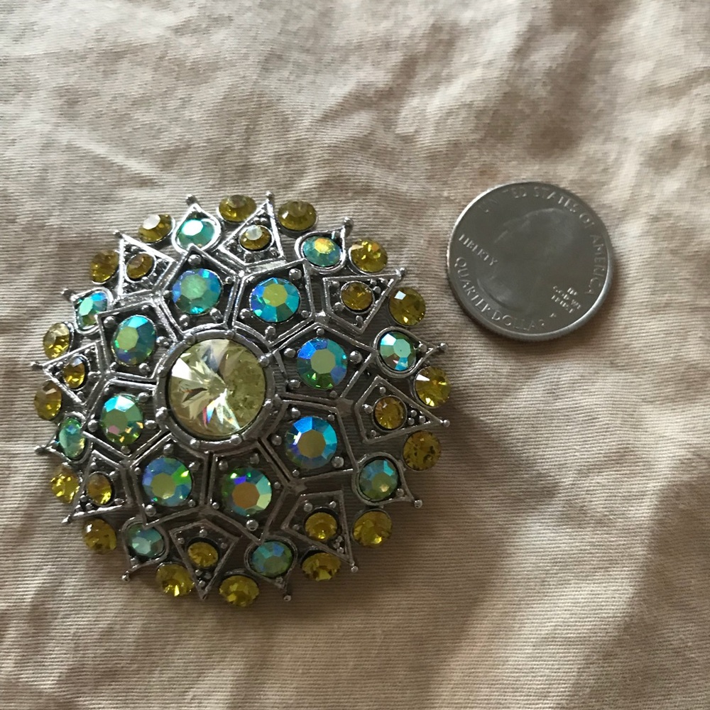 Stunning Sparkle Vintage Brooch