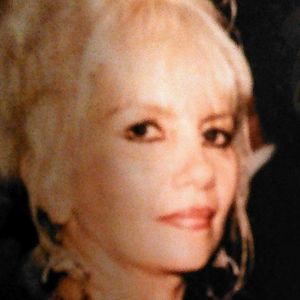 Meet your Posher, Loyda lori