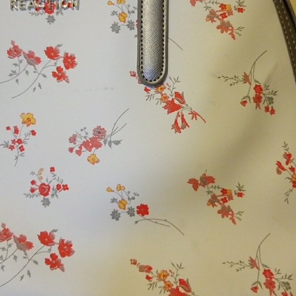 Kenneth Cole Reaction Handbag - Picture 5 of 5