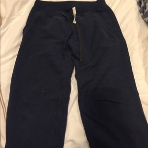 Large luluemon athletics pants
