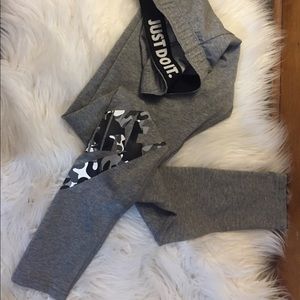 Nike leggings