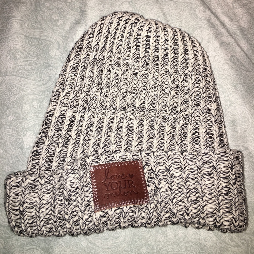 UNWORN love your melon knitted cap