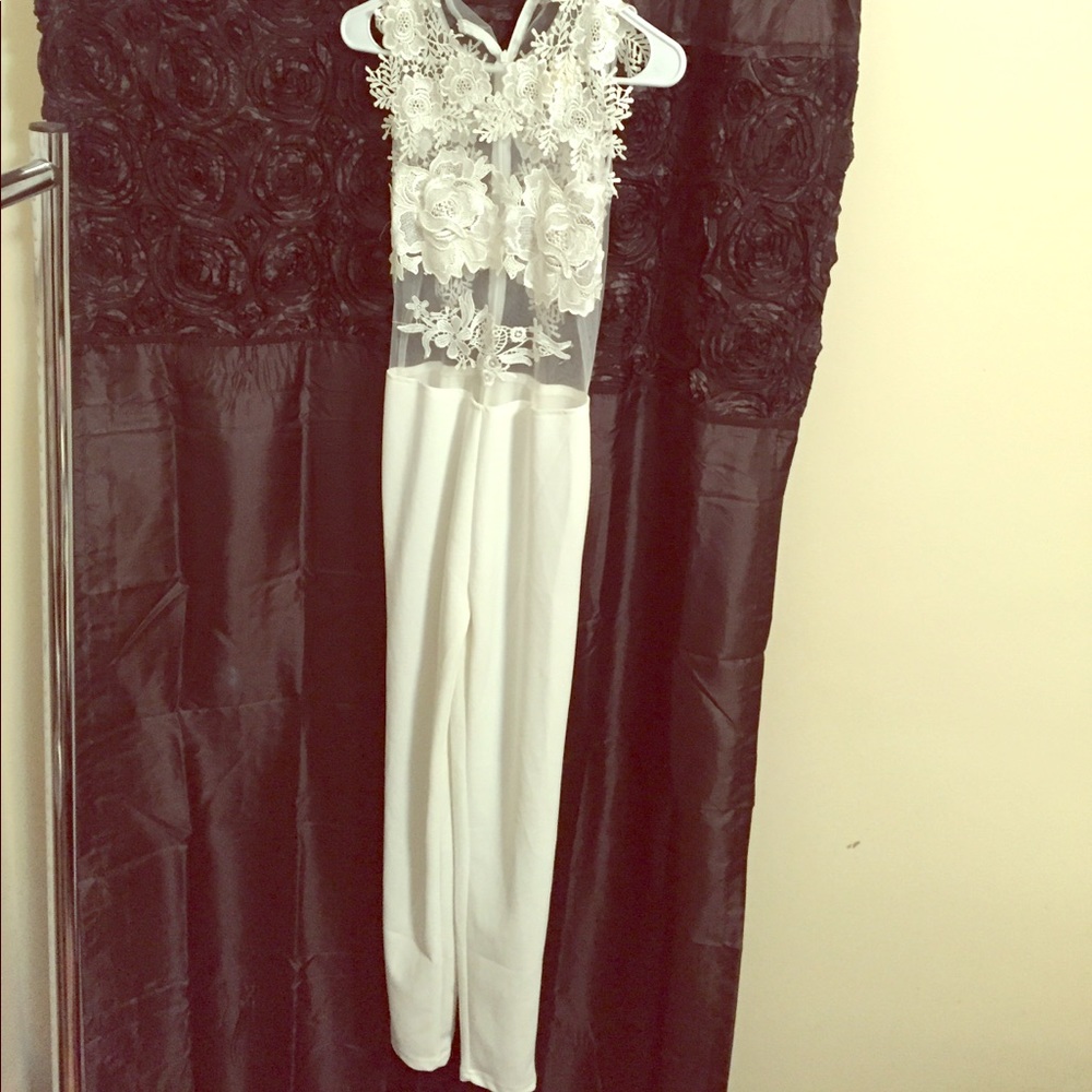 BRAND NEW Fashion Nova white lace jumpsuit