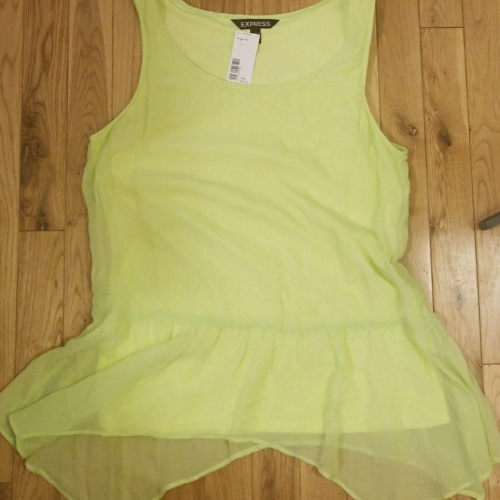 Express chiffon tank with flowing hem