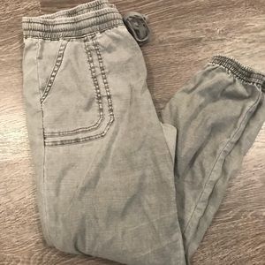 Anthropologie Level 99 Linen/Cotton blend joggers.