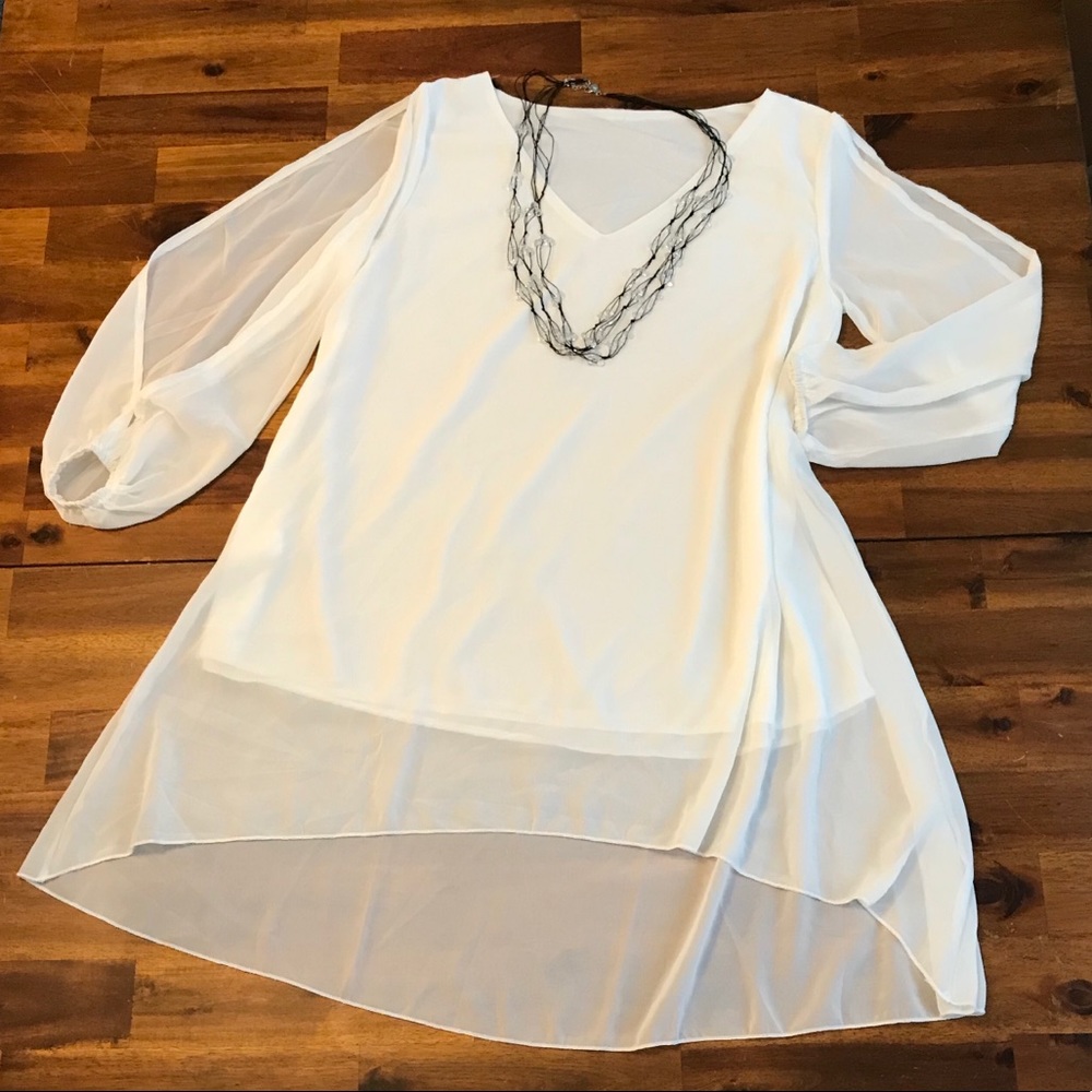 *Final Sale* White Tunic with open sleeves