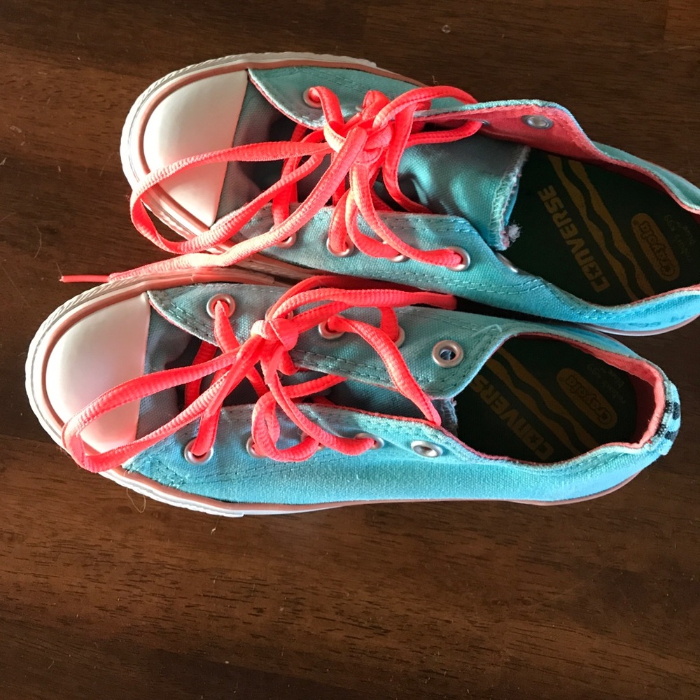 Size 1 converse shoes