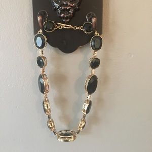 Banana Republic Statement Necklace Banana Republic Statement Necklace