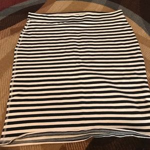 Old Navy Pencil Skirt