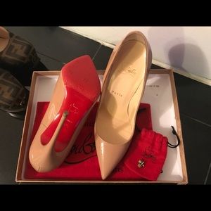 NEW IN BOX Christian Louboutin So Kate