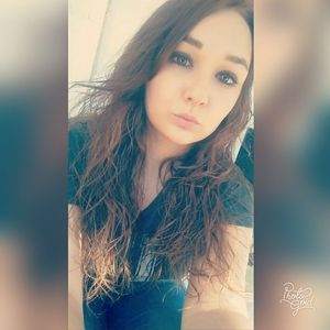 Meet your Posher, Sierra