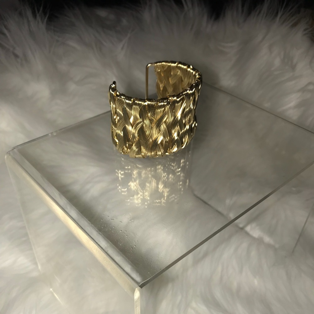 Beautiful Metal Wrapped Bracelet