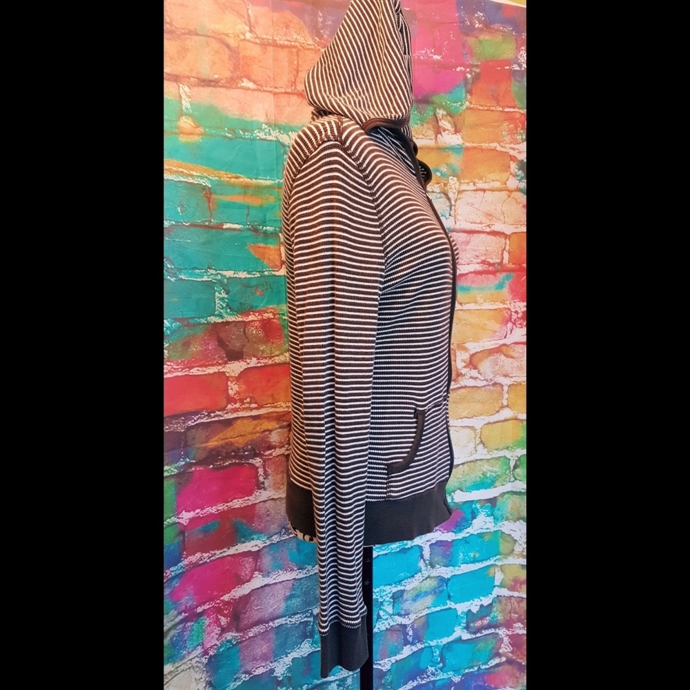 ❎Sold❎Tommy Hilfiger Hoodie Large Striped Top - Picture 5 of 7