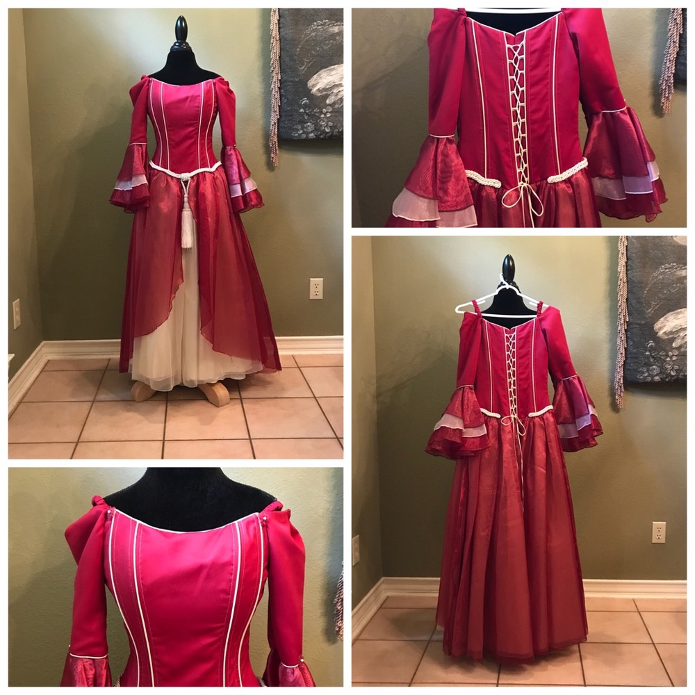 Colonial style dress