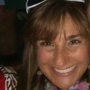 Meet your Posher, Stacy