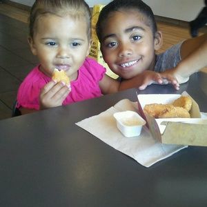 Meet your Posher, Angela