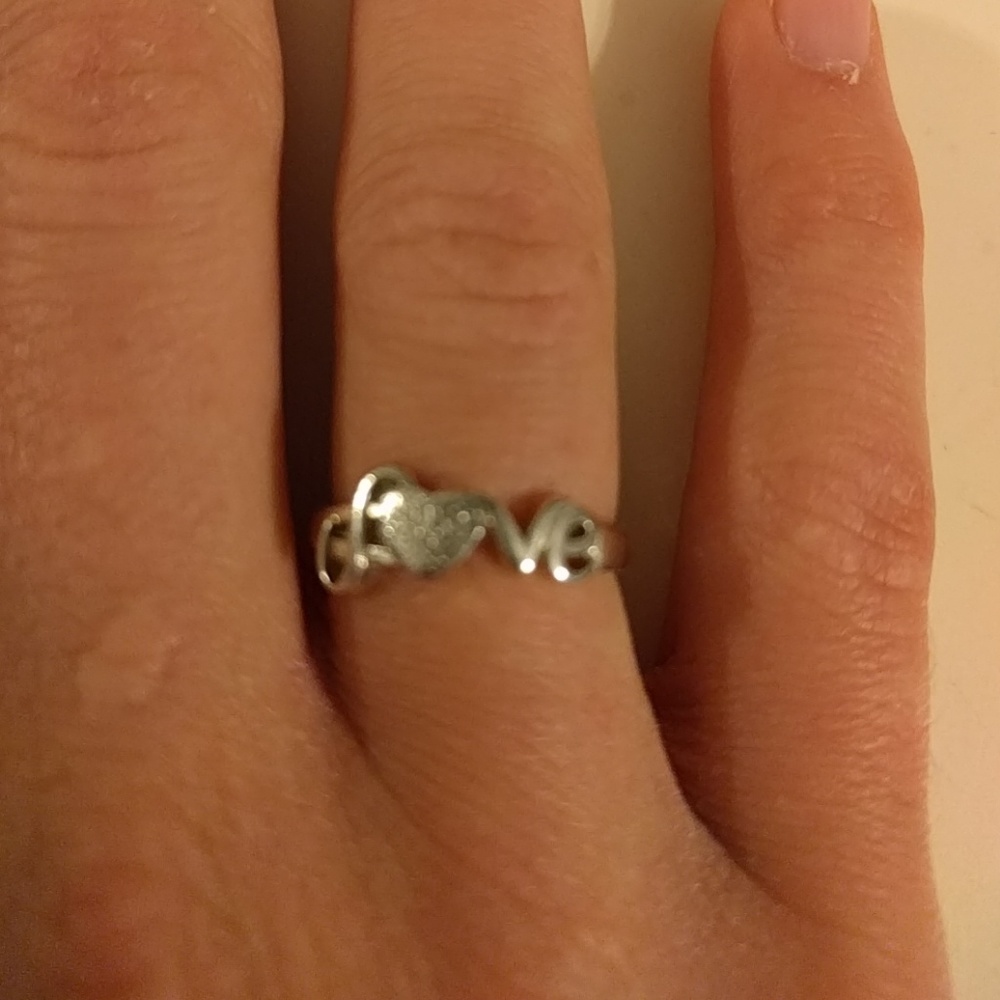 Love ring - Picture 2 of 4