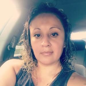 Meet your Posher, Iris