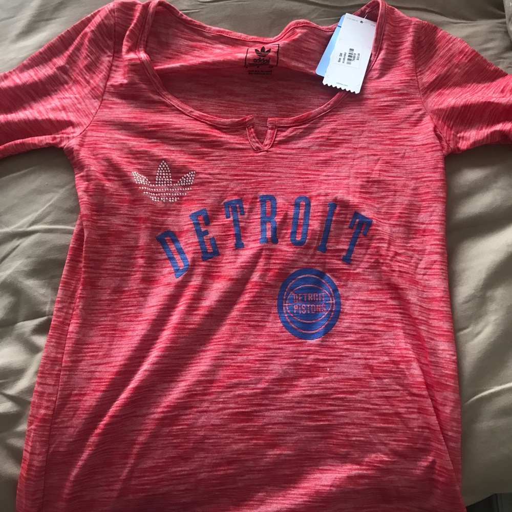 Adidas Detroit t shirt new with tags S/M