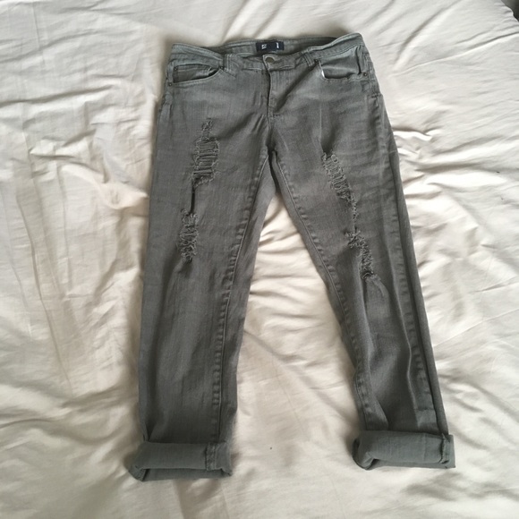 Forever 21 Olive Green Ripped Pants - Picture 3 of 8