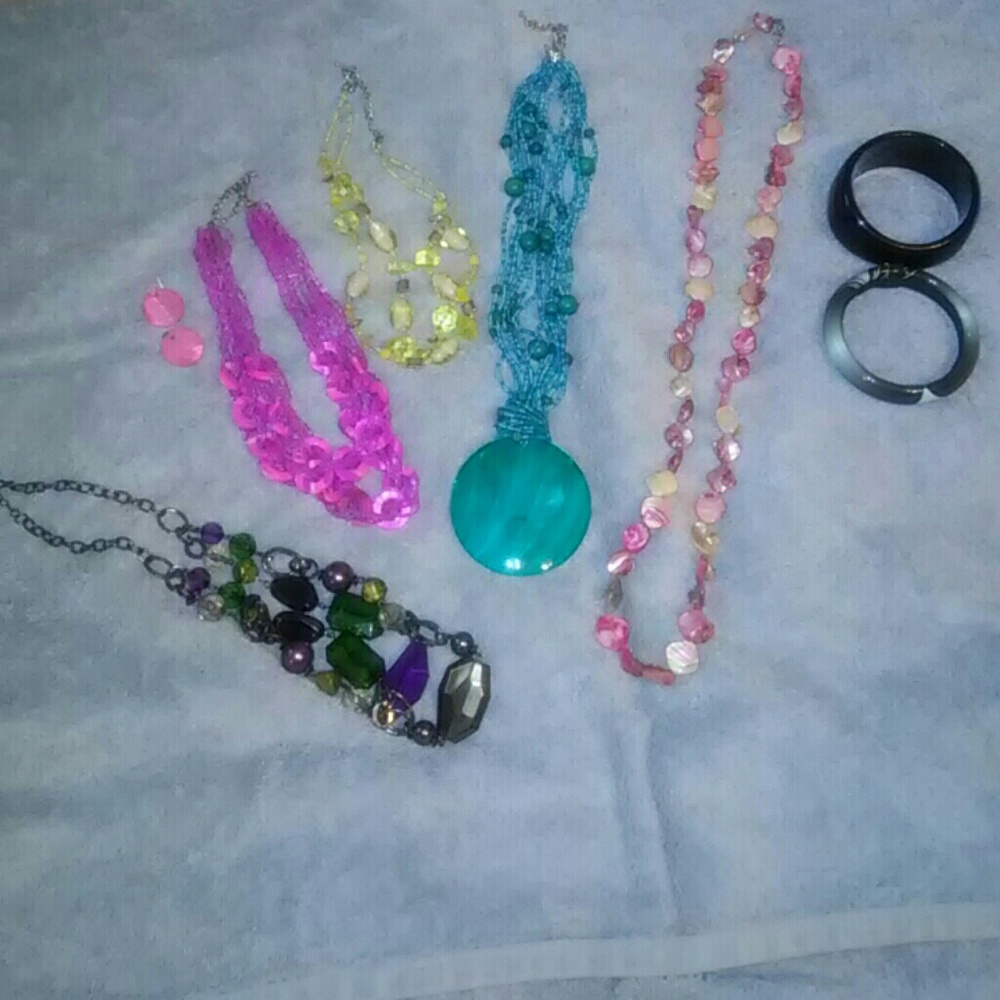 Necklace Lot
