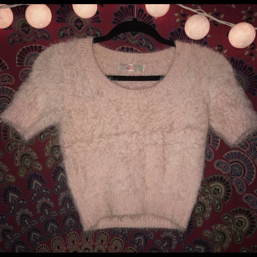 ** SOLD* American Apparel Pink Fuzzy Crop Tee
