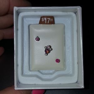 Piercing Pagoda earrings