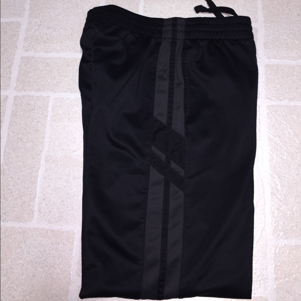 Boys L (14/16) Tek Gear black sweatpants