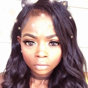 Meet your Posher, Ciera